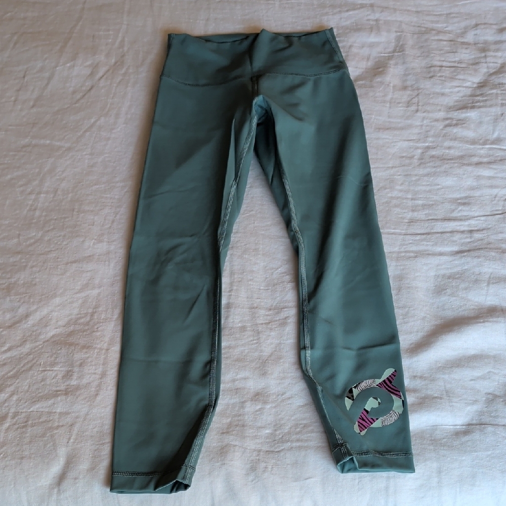 Lululemon Wunder Under leggings